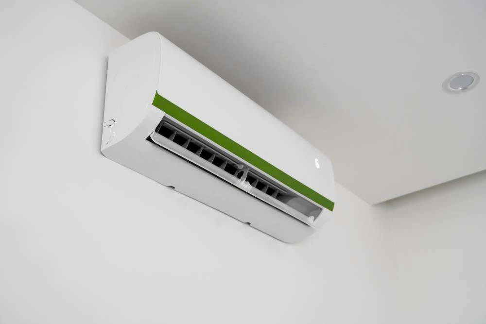 Split system air conditioning services in Coolangatta by BTM Electrical & Air