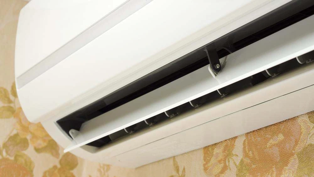 Split system air conditioning services in Elanora by BTM Electrical & Air